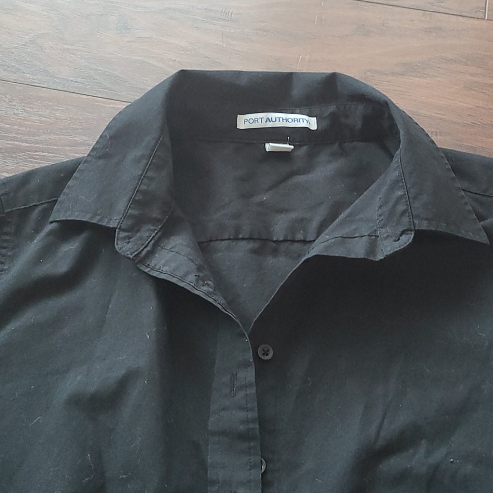 Black Blouse. M/L - Picture 2 of 4